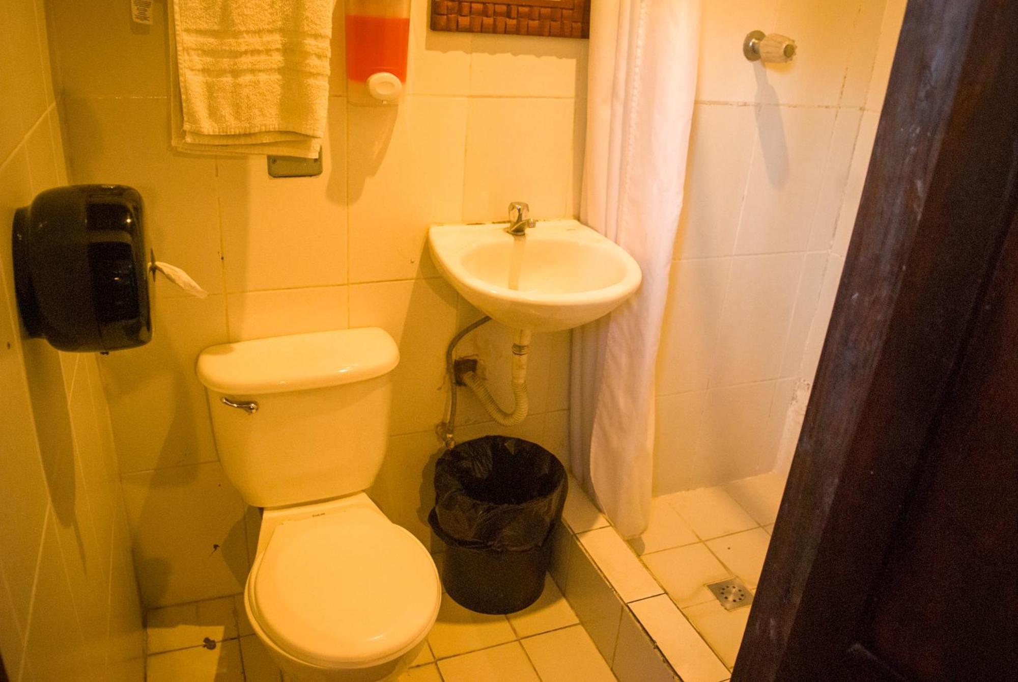 Tzunun Hostel أنتيغوا غواتيمالا المظهر الخارجي الصورة